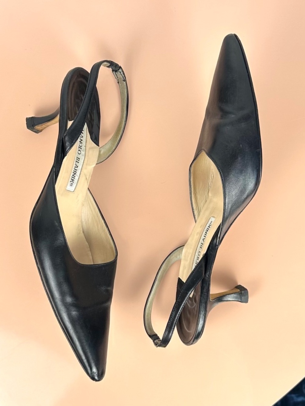 Vintage Manolo Blahnik Black Leather Pointed Toe Slingback Heels EU 39 - Picture 13 of 16